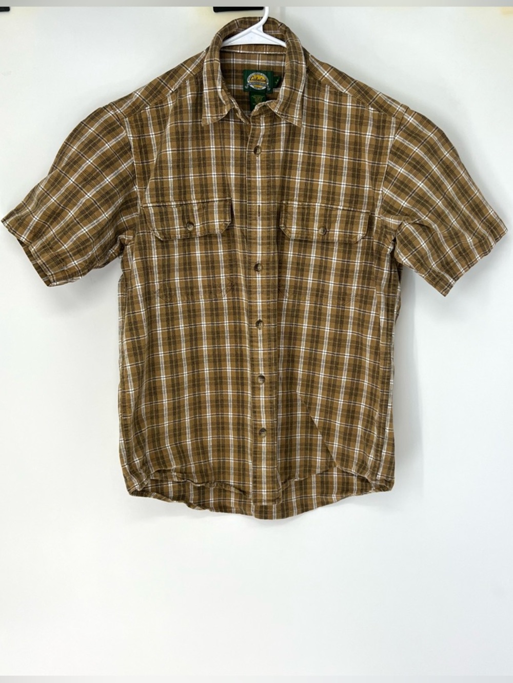Cabela’s men’s plaid button down shirt medium